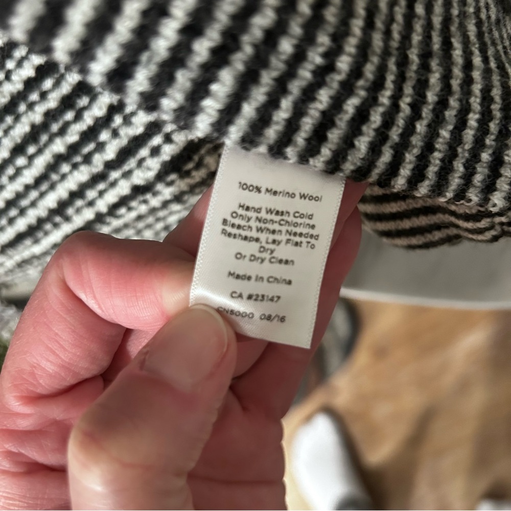 Talbots Black & White Merino Wool Open Front-Lg - Picture 5 of 5